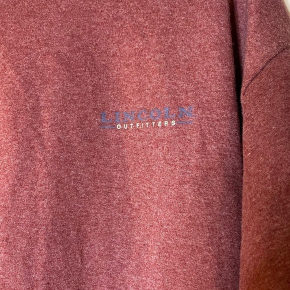 Lincoln Outfitters Maroon Size Large Tee, Unisex - Picture 3 of 4